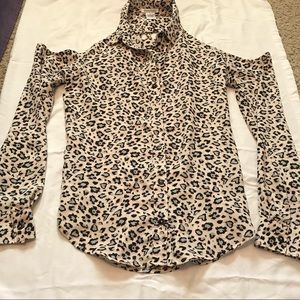 Dizzy Lizzy cold shoulder leopard top